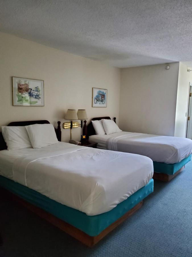 Voyager Inn Saint Ignace Esterno foto