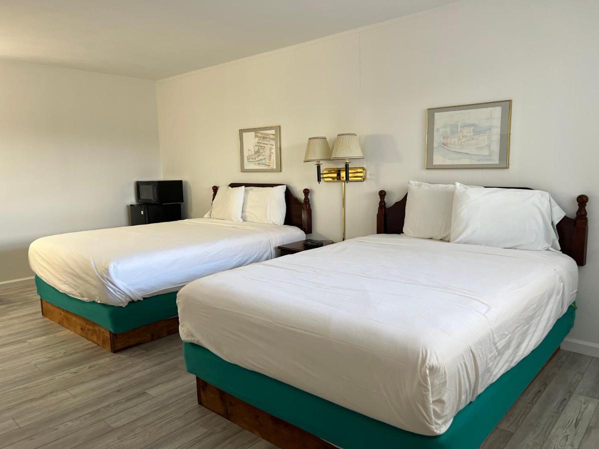 Voyager Inn Saint Ignace Esterno foto