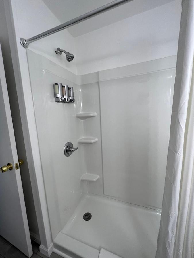 Voyager Inn Saint Ignace Esterno foto