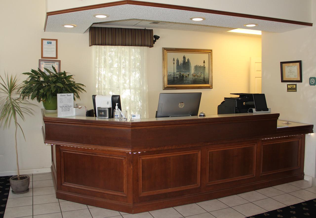 Voyager Inn Saint Ignace Esterno foto
