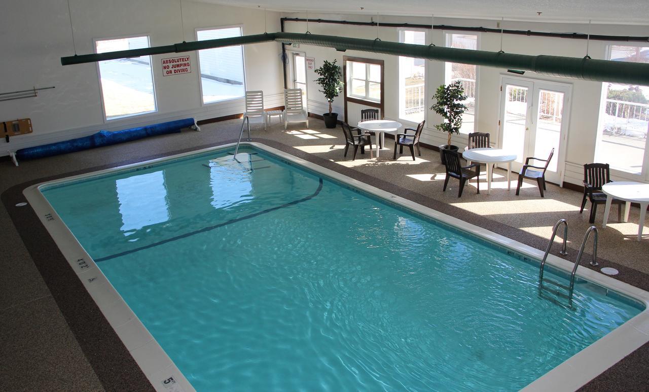 Voyager Inn Saint Ignace Esterno foto