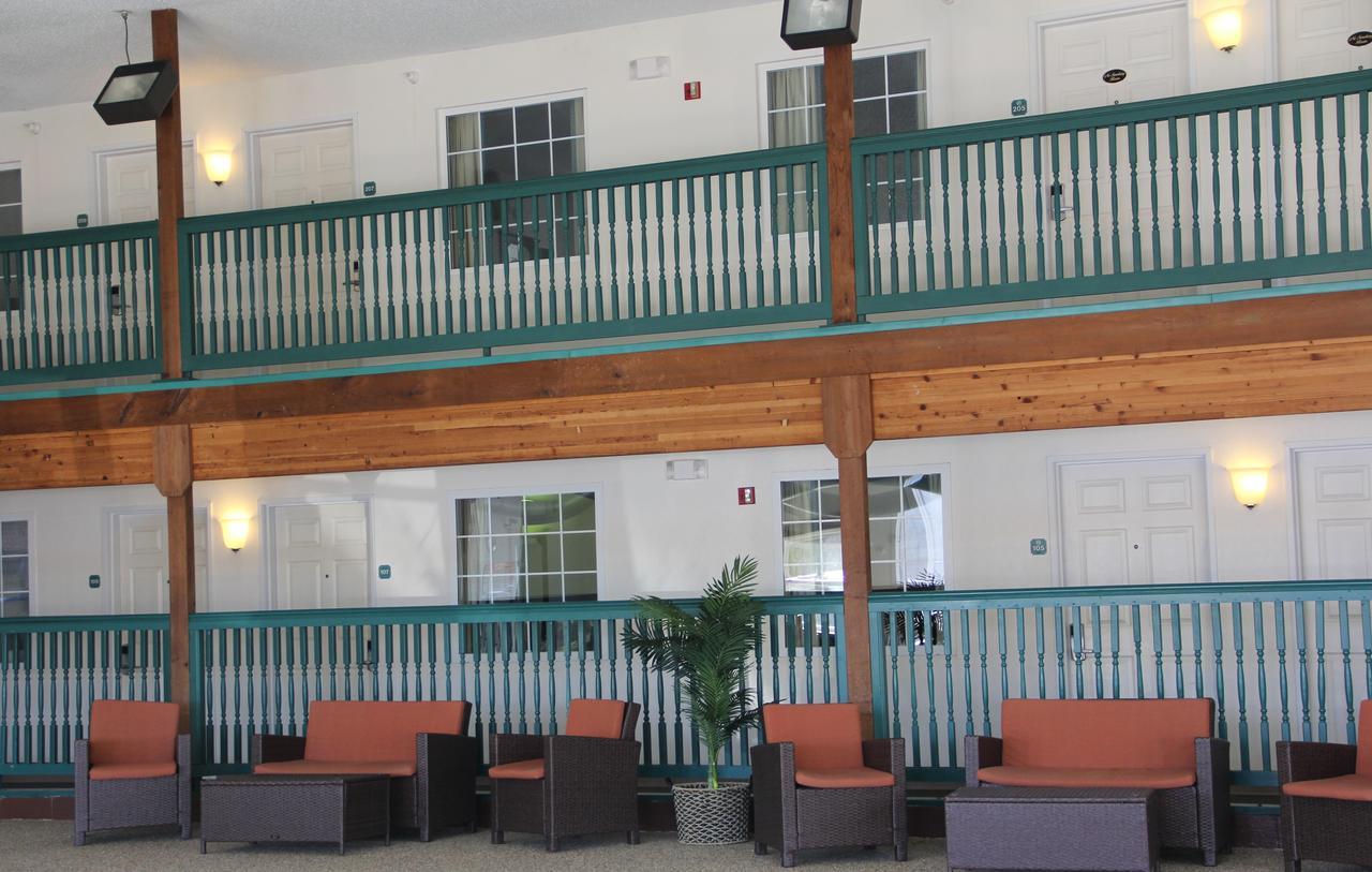 Voyager Inn Saint Ignace Esterno foto